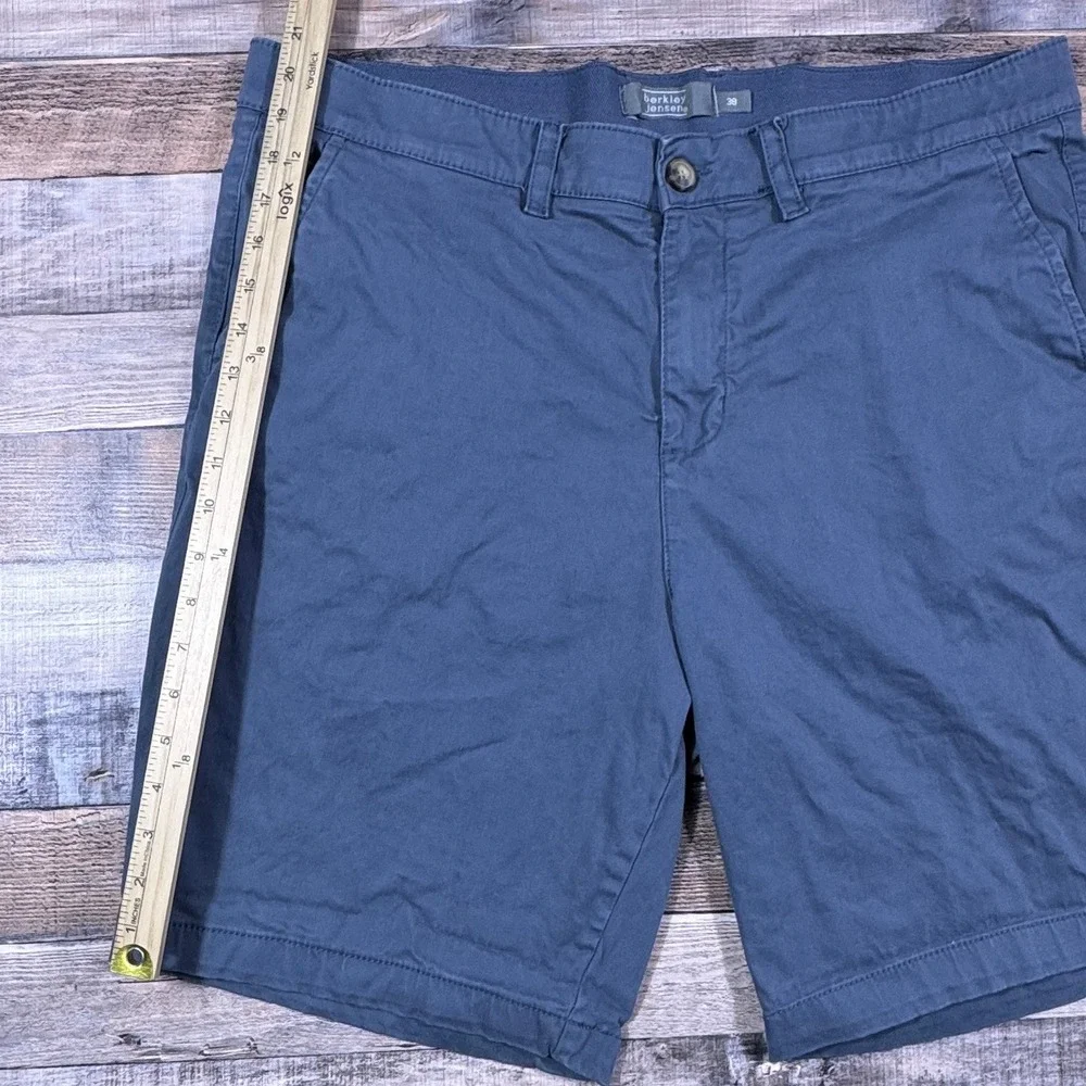 Berkley Jensen Mens 38‎ Slate Blue Chino Shorts Stretch Cotton Flat Front Snag